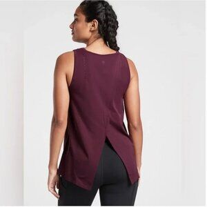 Athleta Foothill seamless lasercut tank